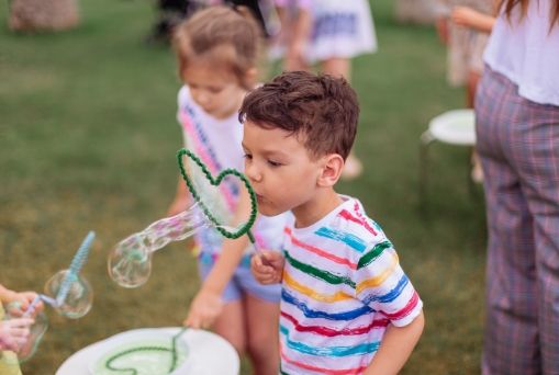 = Jeux pour les enfants au camping le Clairet, camping familial proche d’Aix-les-Bains 