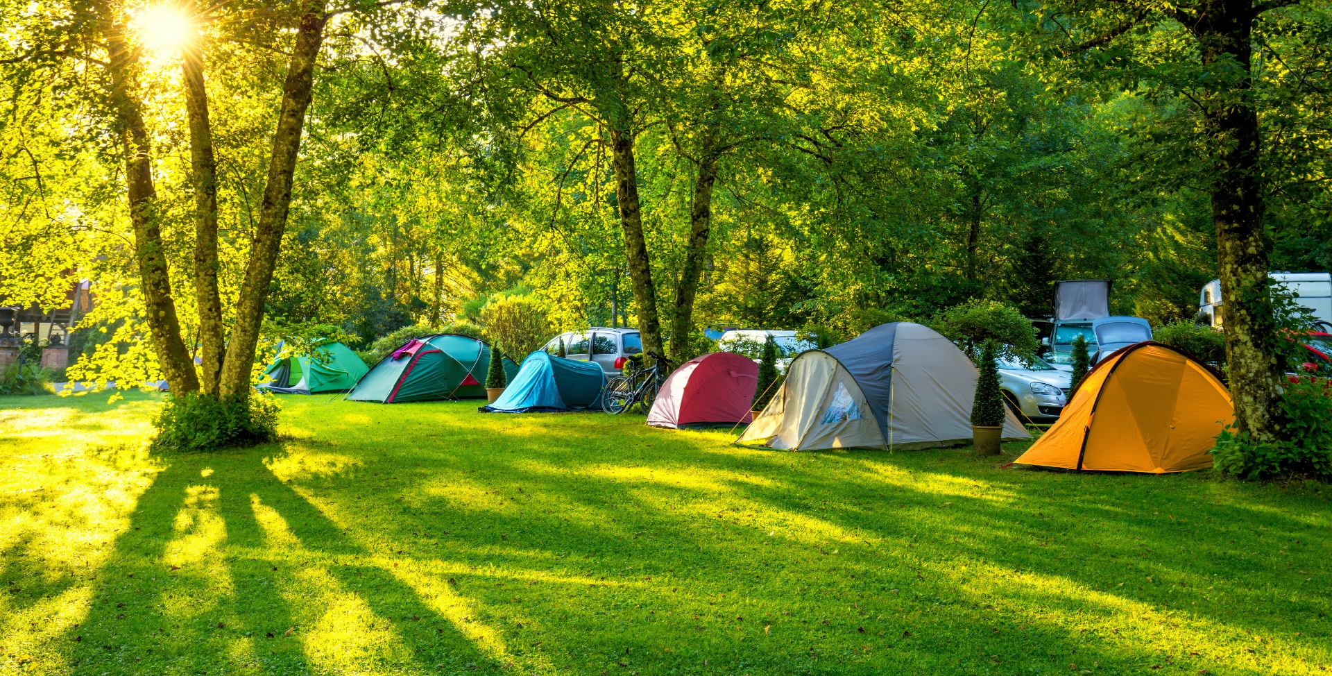 = Les emplacements camping près du lac du Bourget du camping le Clairet en Savoie. Profitez de la nature en toute liberté !